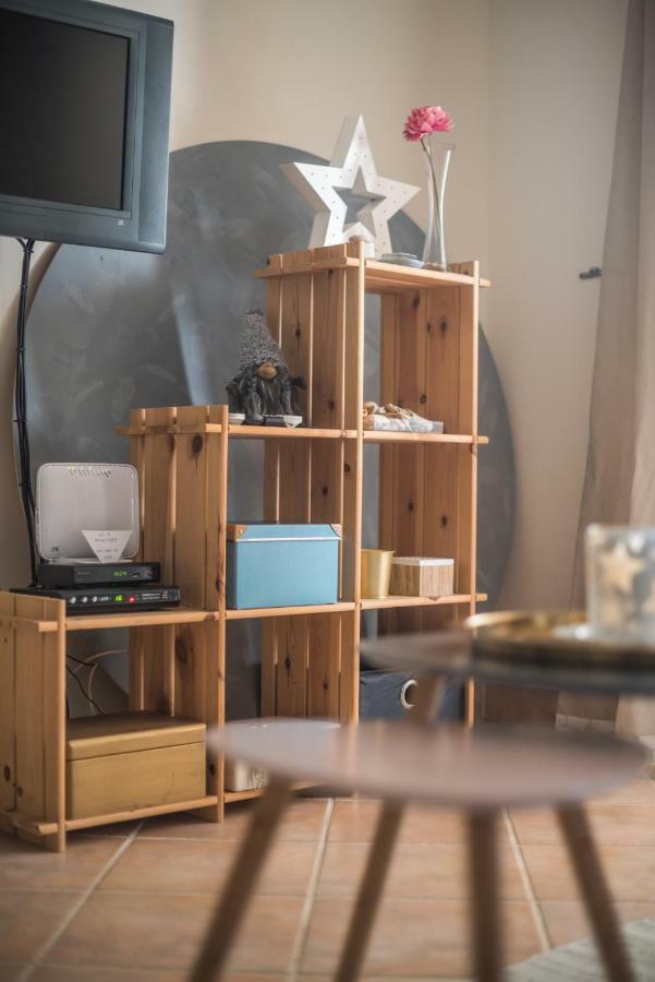 מדולין Apartment Dina מראה חיצוני תמונה